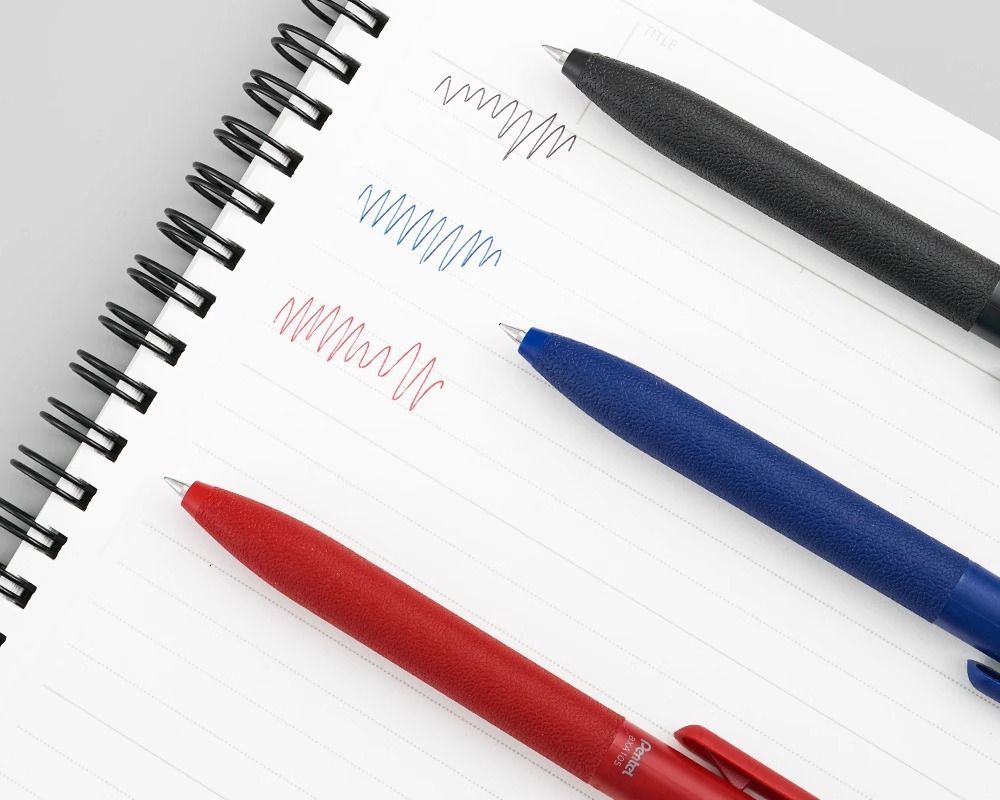 Pentel x Issey Miyake Calme 0.5mm Gel Pen – Premium Executive Set