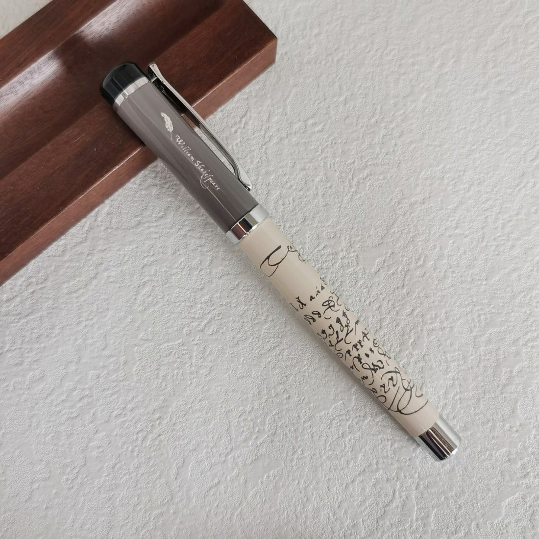Lincraft 703 Shakespeare Brass Fountain Pen
