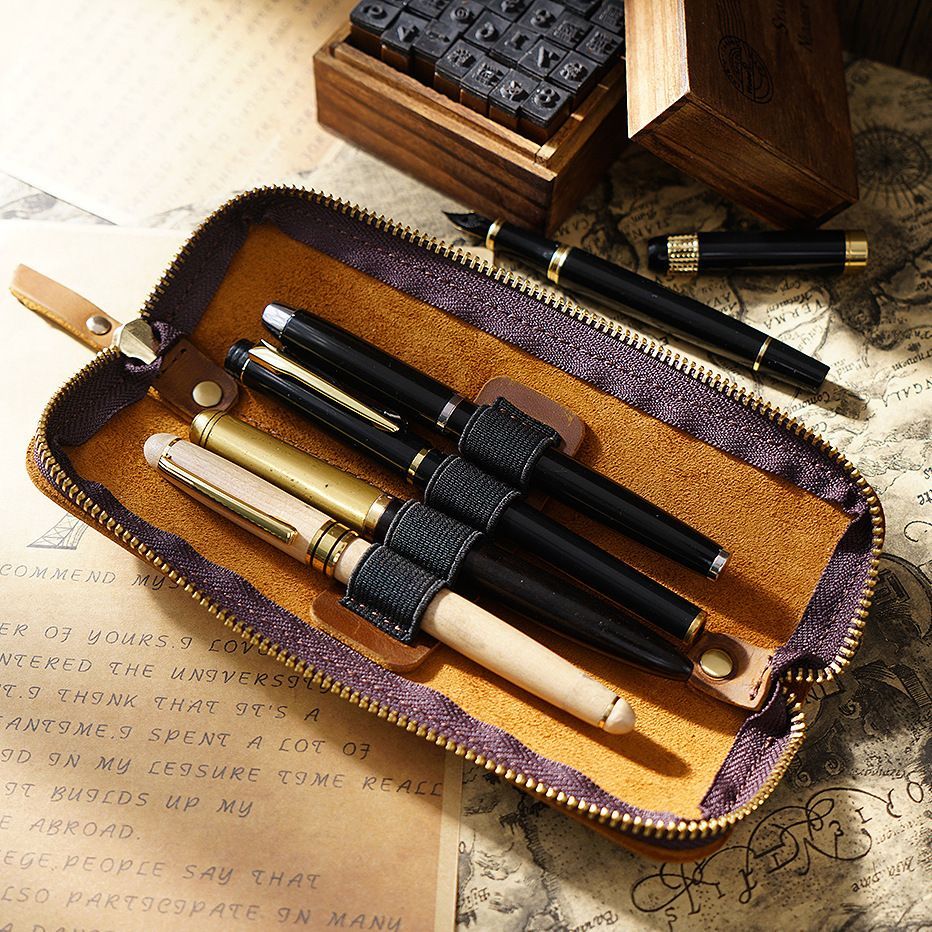 Vintage Crazy Horse Leather Pen Case
