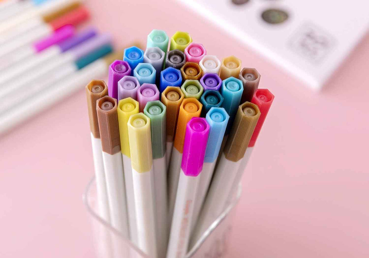 Guangna Metallic Marker Pens,30 Assorted Colors Fine Tip - TTpen