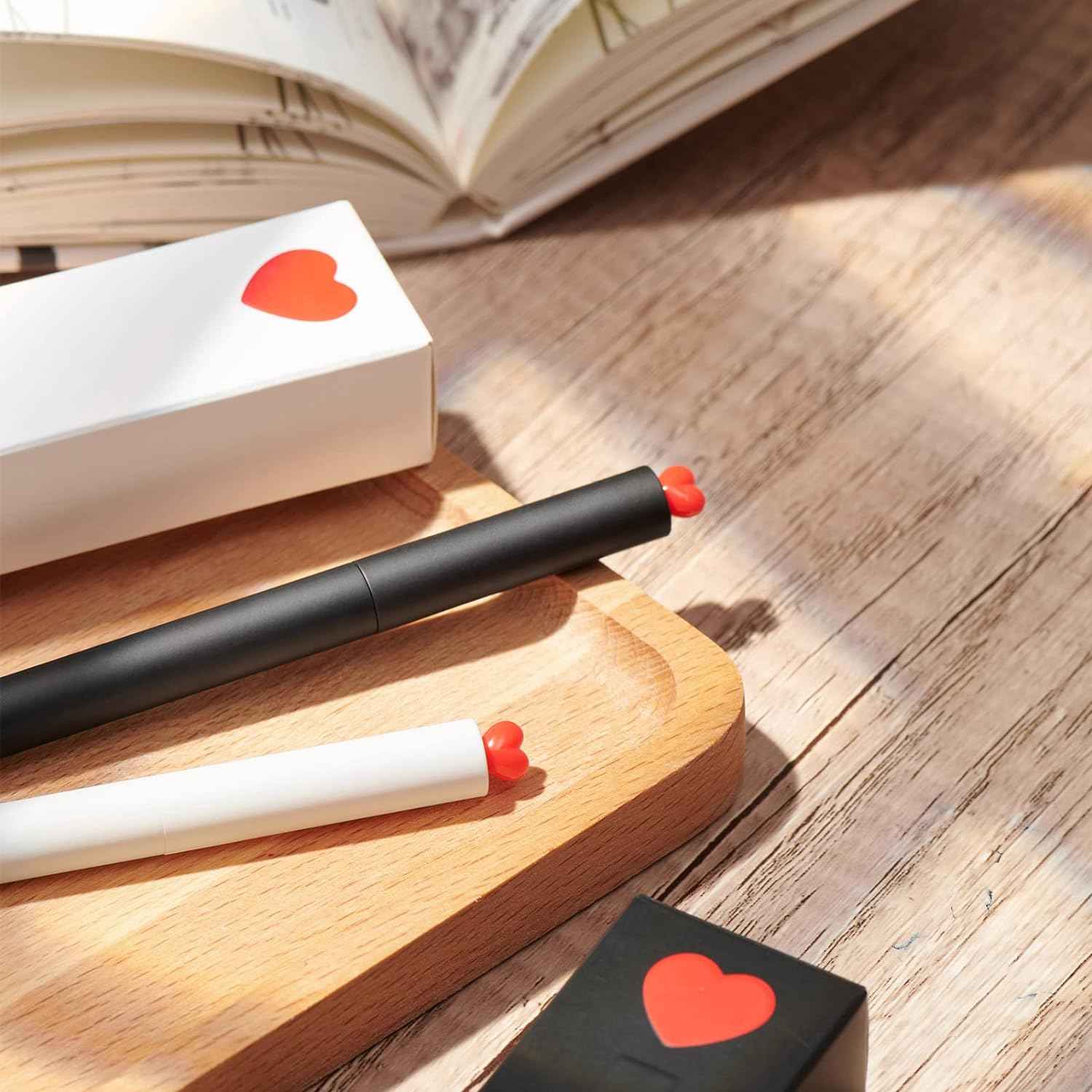 Kaco FIRST Heart Gel Ink Pens with Extra 4 Black Refills Set - TTpen