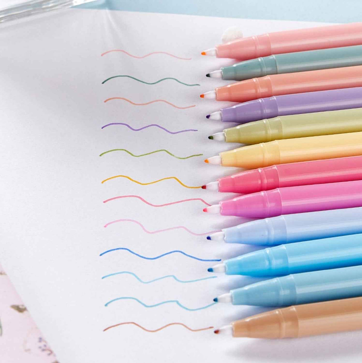Guangna Felt Tip Marker Pens 12 Colors for Writing Drawing Journaling