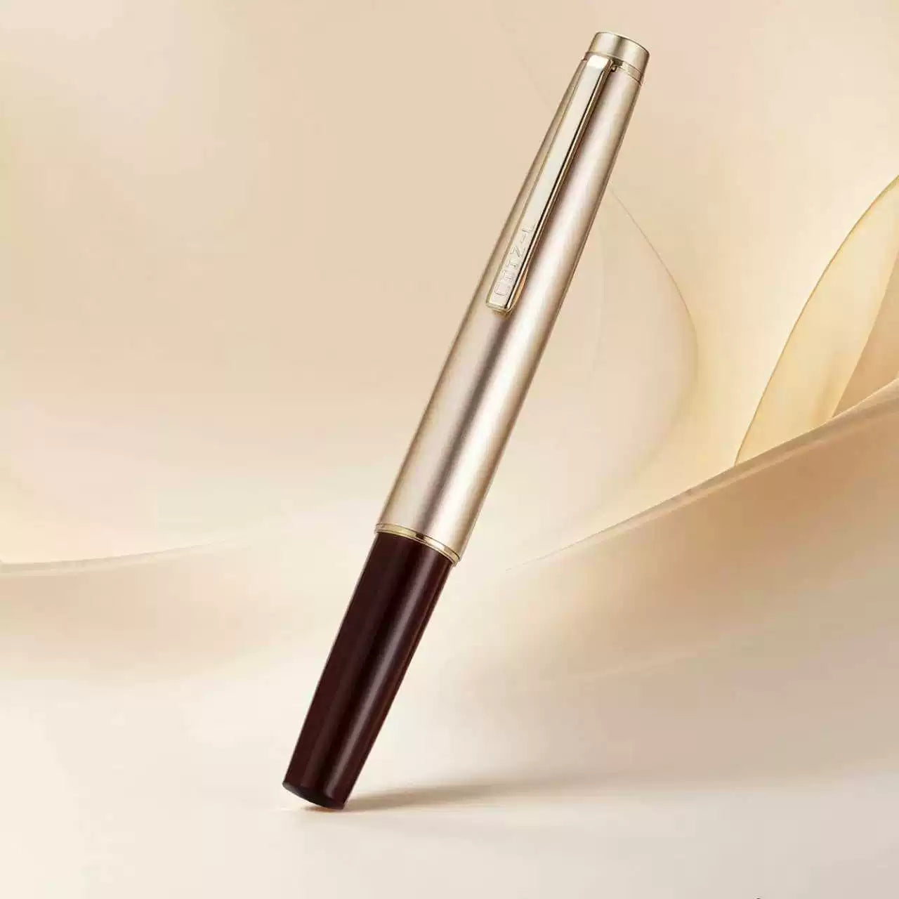 JINHAO 59 Pocket Fountain Pen with Gold Trim | Compact EDC